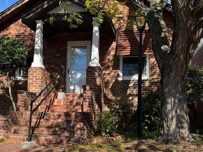 520 E Mount Ida Avenue, Alexandria VA 22301