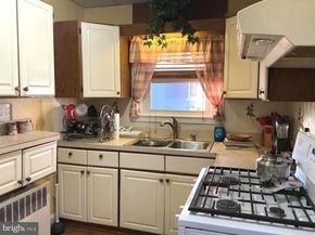 520 E Mount Ida Avenue, Alexandria VA 22301