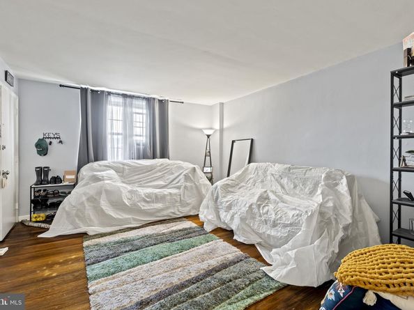 6014 Oakland Street, Philadelphia PA 19149