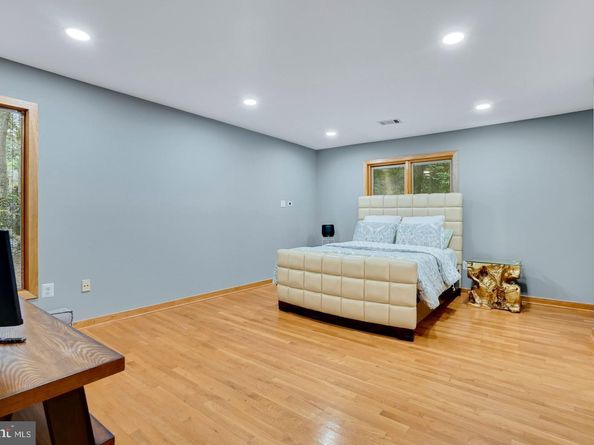 10227 Lawyers Road, Vienna VA 22181