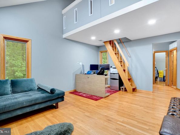 10227 Lawyers Road, Vienna VA 22181