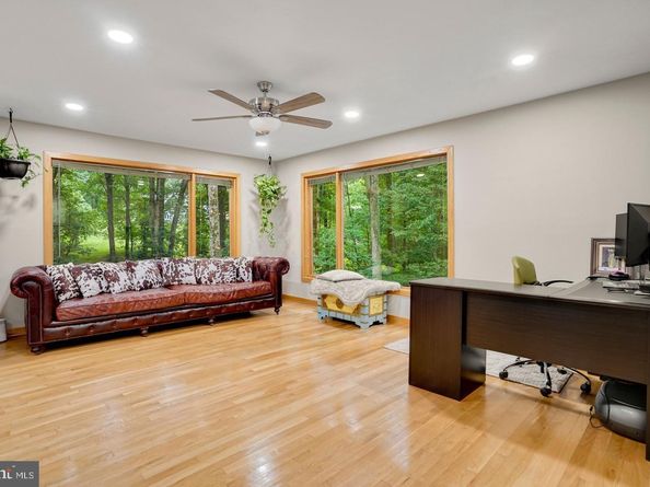 10227 Lawyers Road, Vienna VA 22181