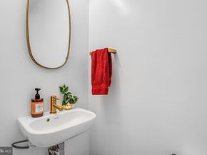 213 9TH Street SE, Washington DC 20003