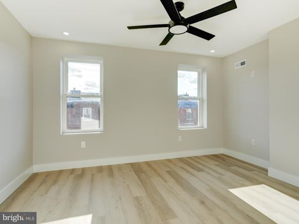 1327 E Susquehanna Avenue, Philadelphia PA 19125