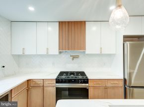 1327 E Susquehanna Avenue, Philadelphia PA 19125