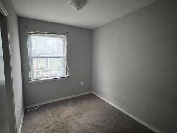 6600 N Opal Street, Philadelphia PA 19138