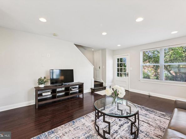 4005 Clay Place NE, Washington DC 20019