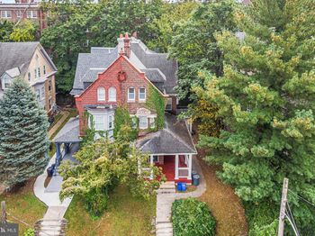 314 W Upsal Street