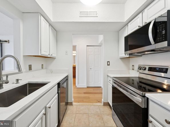 5505 Seminary Road 1608N, Falls Church VA 22041