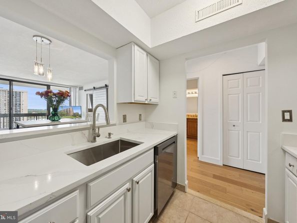 5505 Seminary Road 1608N, Falls Church VA 22041