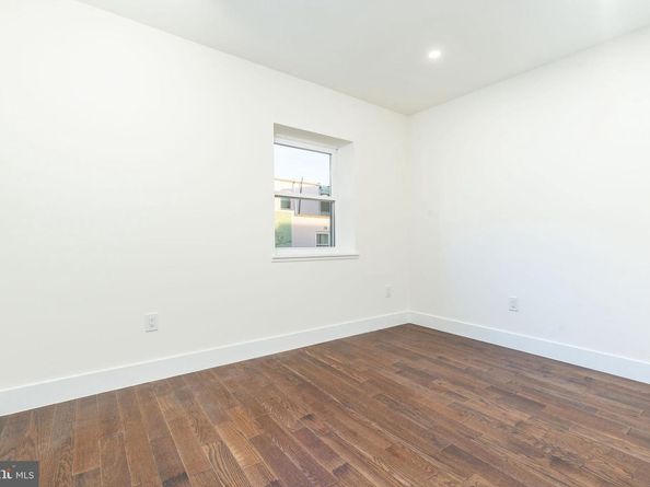 1905 S Alder Street, Philadelphia PA 19148