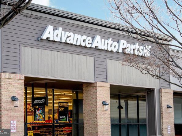 7383 Old Airfield Lane, Falls Church VA 22042