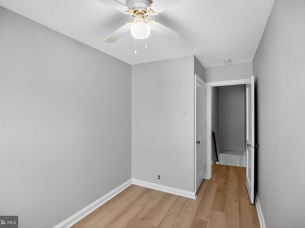 558 Snowden Road, Upper Darby PA 19082