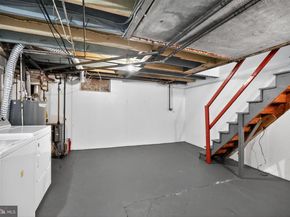 558 Snowden Road, Upper Darby PA 19082