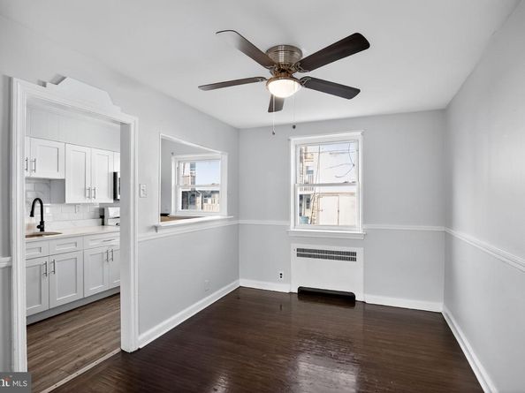 558 Snowden Road, Upper Darby PA 19082