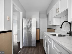 558 Snowden Road, Upper Darby PA 19082