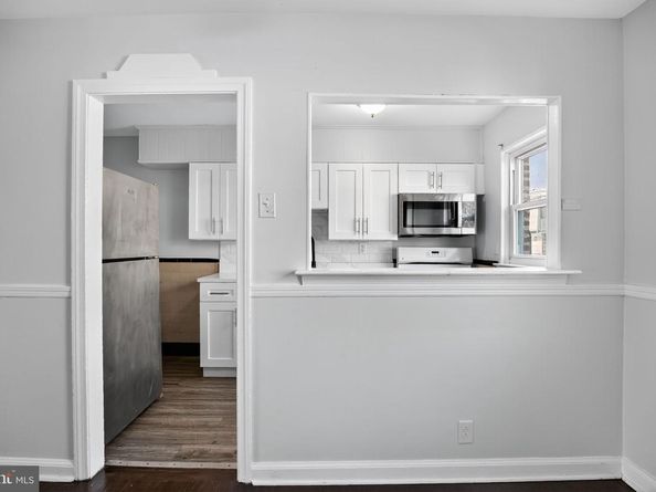 558 Snowden Road, Upper Darby PA 19082