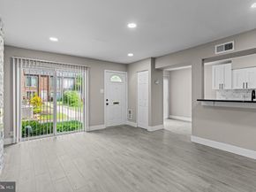 9001 Ridge Avenue 14, Philadelphia PA 19128