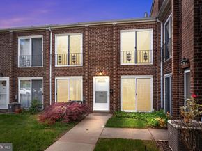 9001 Ridge Avenue 14, Philadelphia PA 19128