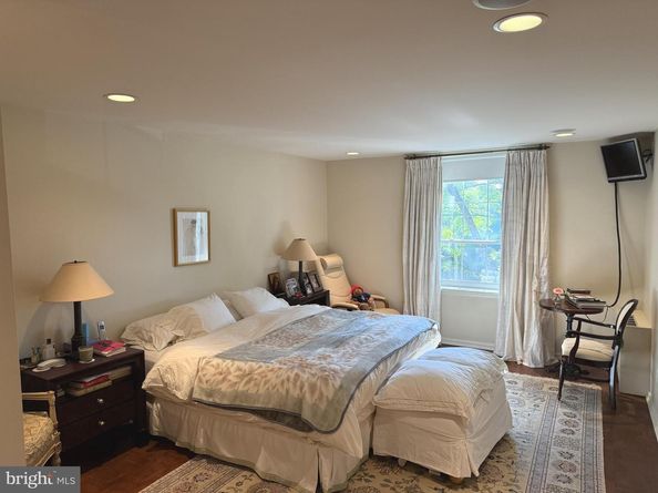 264 W Montgomery Avenue 304, Haverford PA 19041