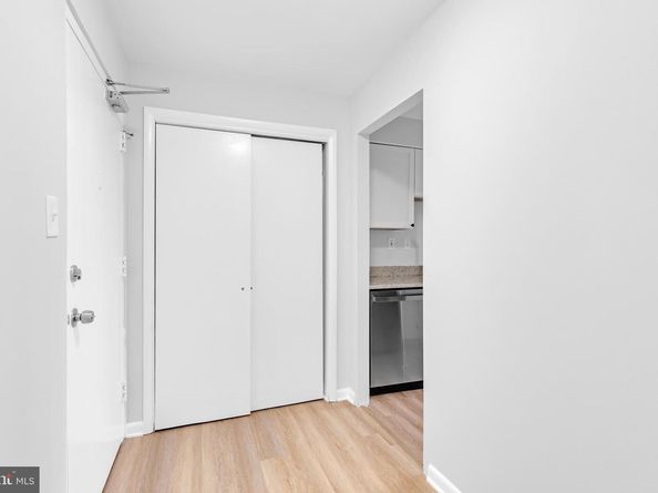 4201 Cherry Hill Road 504, Arlington VA 22207