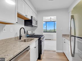 4201 Cherry Hill Road 504, Arlington VA 22207