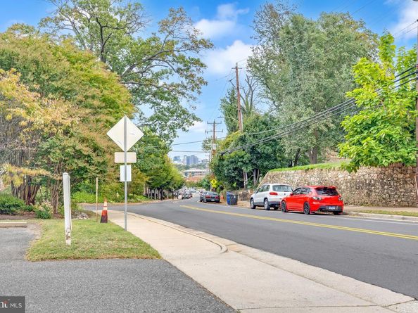 4201 Cherry Hill Road 504, Arlington VA 22207