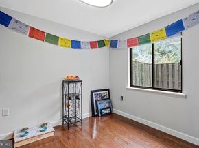 2844 Dover Lane 103, Falls Church VA 22042