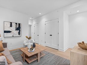 650 Fairmount Avenue I3, Philadelphia PA 19123