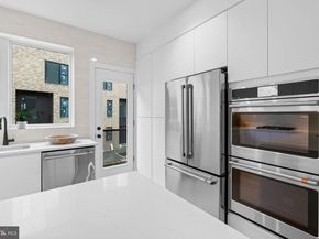 650 Fairmount Avenue I3, Philadelphia PA 19123