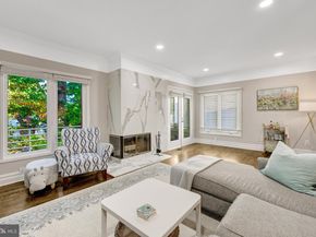 11110 Lakespray Way, Reston VA 20191
