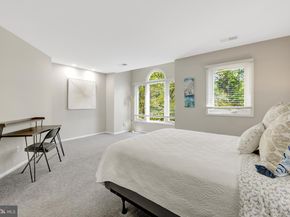 11110 Lakespray Way, Reston VA 20191