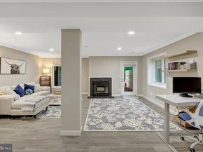 11110 Lakespray Way, Reston VA 20191
