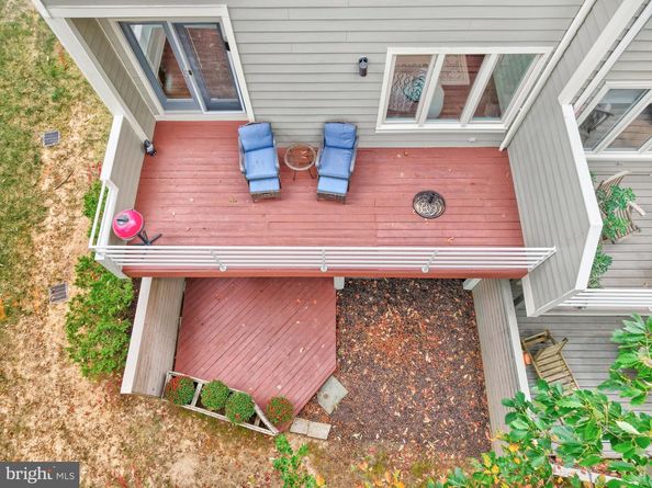 11110 Lakespray Way, Reston VA 20191