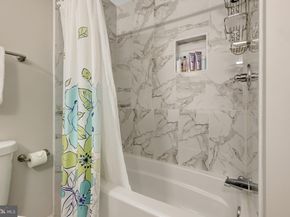 11110 Lakespray Way, Reston VA 20191