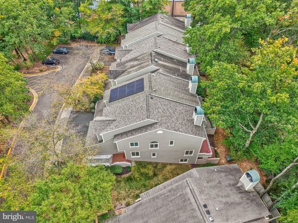 11110 Lakespray Way, Reston VA 20191