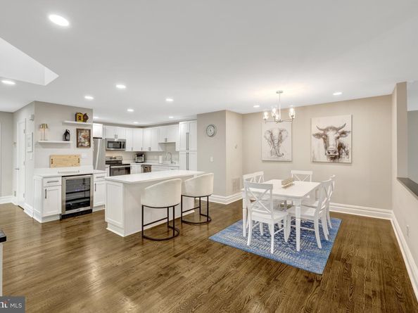 11110 Lakespray Way, Reston VA 20191
