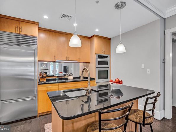910 Powhatan Street 104N, Alexandria VA 22314