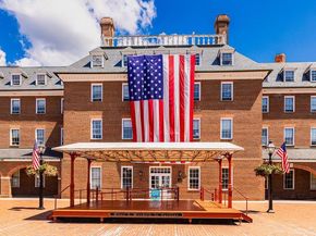 910 Powhatan Street 104N, Alexandria VA 22314