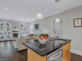 910 Powhatan Street 104N, Alexandria VA 22314