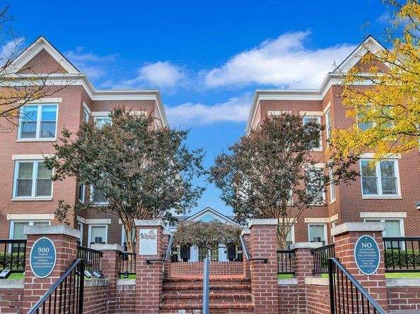 910 Powhatan Street 104N, Alexandria VA 22314