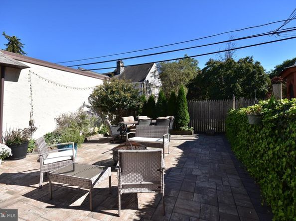 108 Gladstone Road, Lansdowne PA 19050