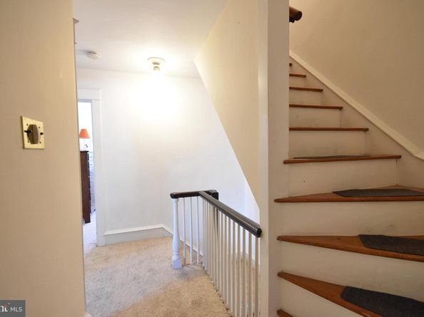 108 Gladstone Road, Lansdowne PA 19050