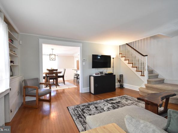 108 Gladstone Road, Lansdowne PA 19050