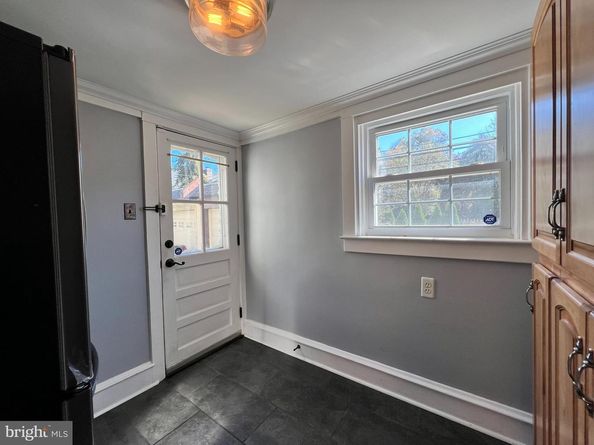 108 Gladstone Road, Lansdowne PA 19050