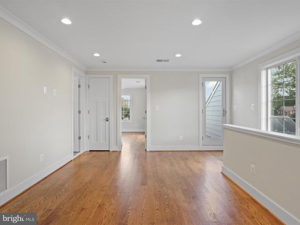 2127 N Troy Street, Arlington VA 22201