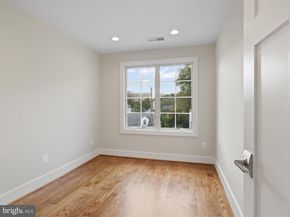 2127 N Troy Street, Arlington VA 22201