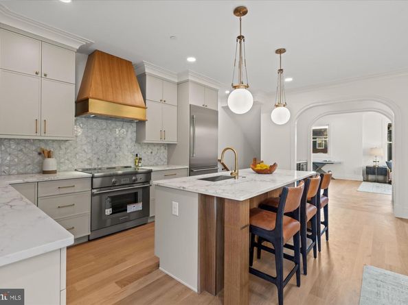 115 N West Street, Alexandria VA 22314