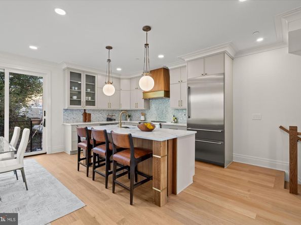 115 N West Street, Alexandria VA 22314