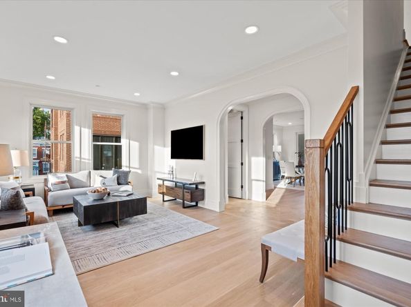 115 N West Street, Alexandria VA 22314